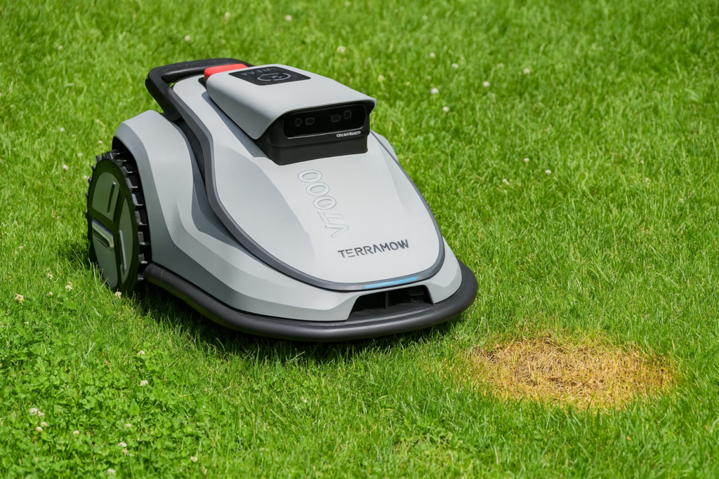 Vergilbtes Gras? – Kein Problem für den Terramow!